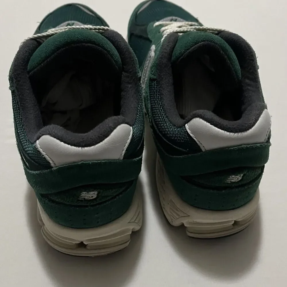 New Balance 2002R Suede Pack - Forest Green (Size 8)